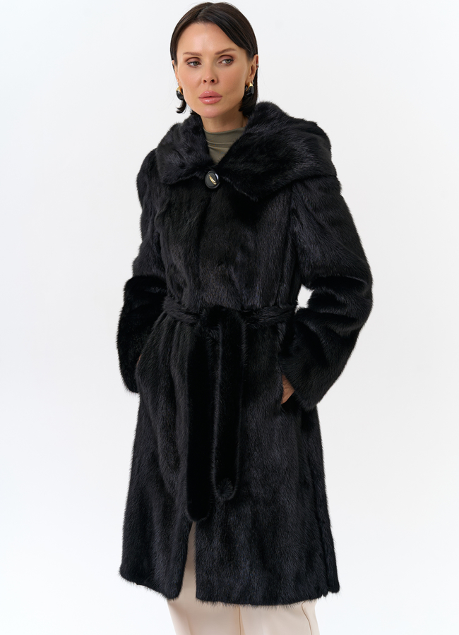 Норковая шуба с капюшоном и поясом черного цвета модель № 29529 в рассрочку