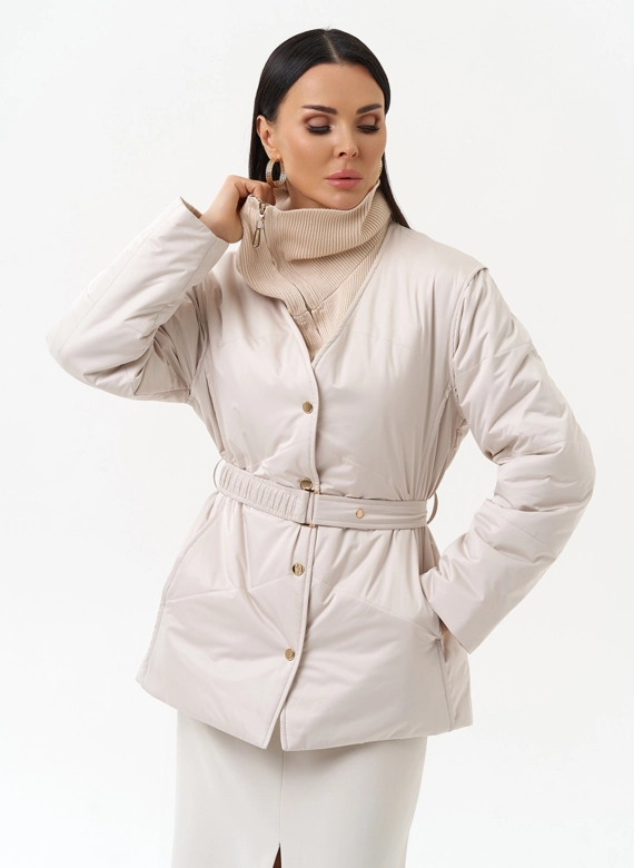 Женская утепленная куртка с поясом фото