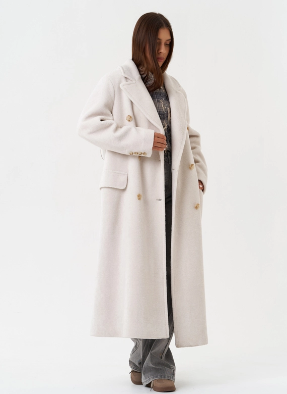 Длинное пальто из шерсти с английским воротником