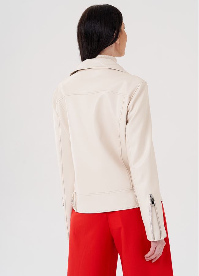 Светлая куртка косуха из эко кожи модель № 24218 универмаг малина