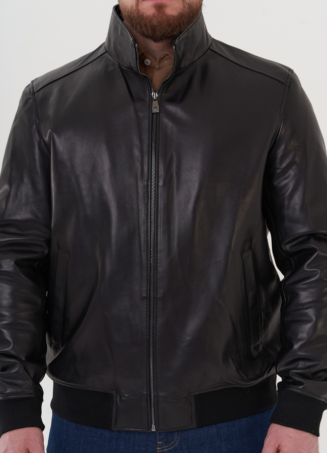 Кожаная куртка 