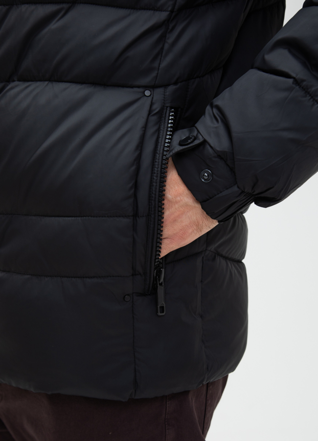 Мужской пуховик с капюшоном  модель № 28874 универмаг малина