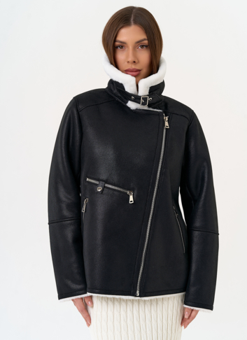 Женская дубленка из эко замши черного цвета Женская дубленка из эко замши черного цвета