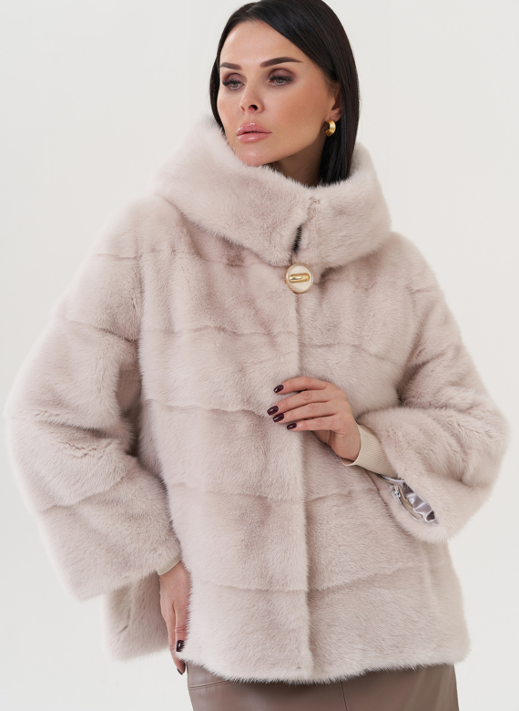 Шуба из норки с капюшоном 