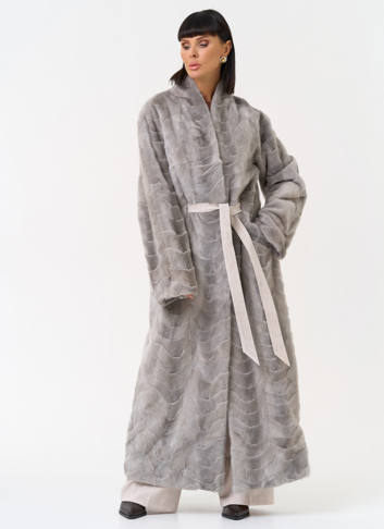 Длинная шуба из меха норки с поясом Длинная шуба из меха норки с поясом